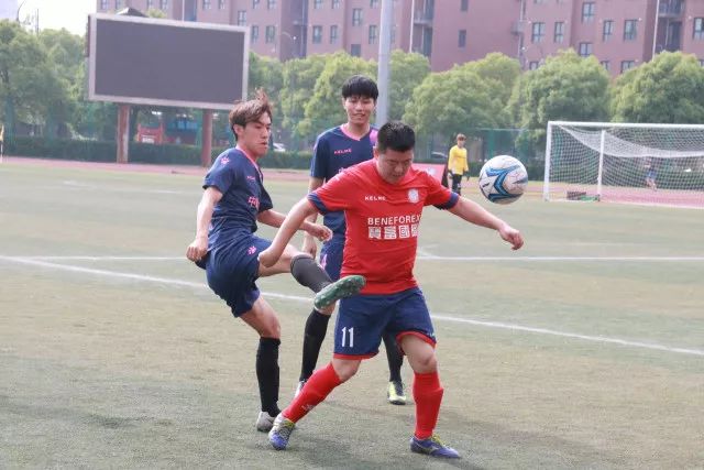 艾格携库什纳拟以125亿美元接手湖人